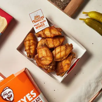 Popeyes Pickle Menu 11 Popeyes Popeyes Pickle Glaze Boneless Wings